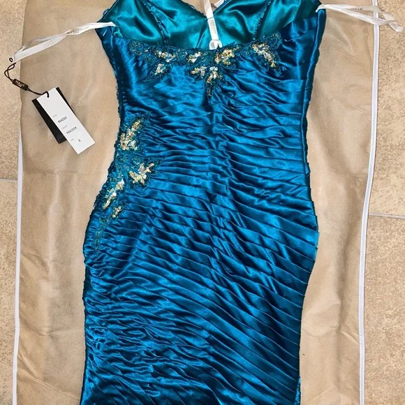 Terani Couture Cocktail Dress - Picture 4 of 7